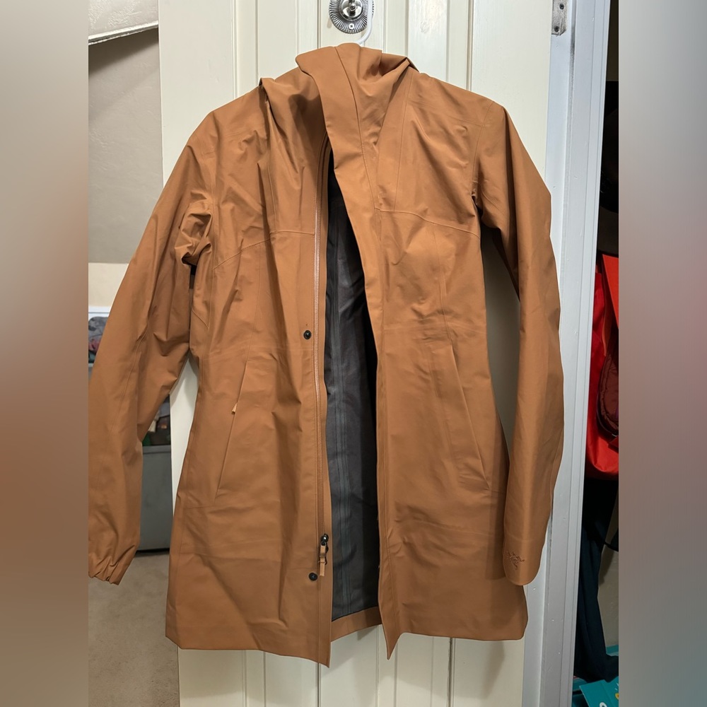 Arc'teryx Codetta Coat - Picture 2 of 10